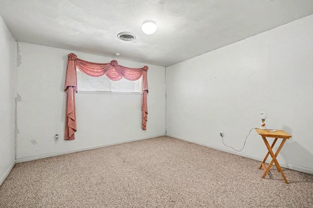 1703 Burnett Avenue, Baytown, TX 77520