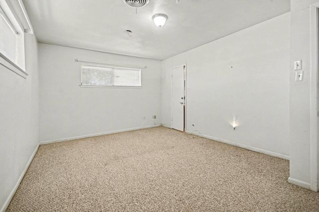 1703 Burnett Avenue, Baytown, TX 77520