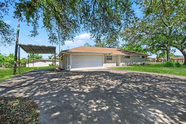 1703 Burnett Avenue, Baytown, TX 77520