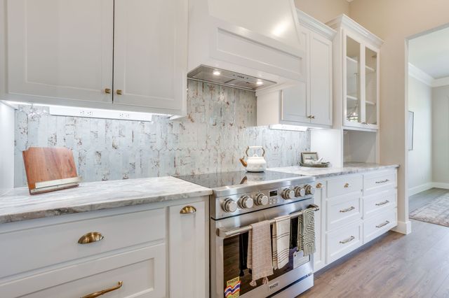 2716 River Path Court, Burleson, TX 76028