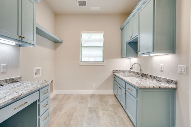 2716 River Path Court, Burleson, TX 76028