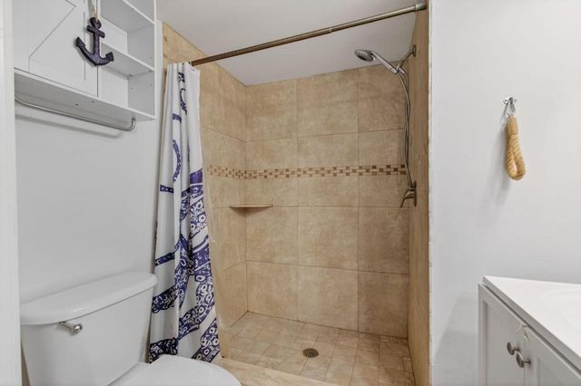 1100 Scotia Drive 104, Hypoluxo, FL 33462