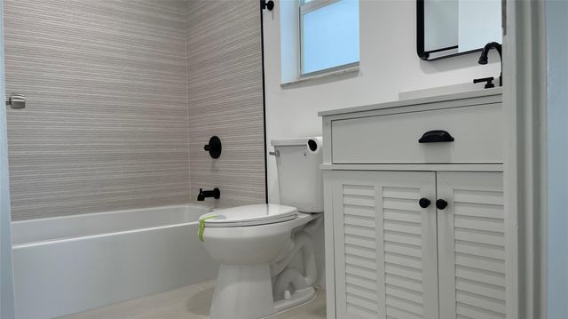 6425 96th Pl, Boynton Beach, FL 33437