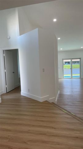 6425 96th Pl, Boynton Beach, FL 33437