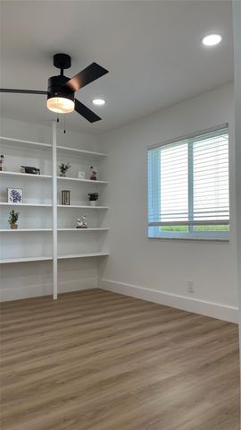 6425 96th Pl, Boynton Beach, FL 33437