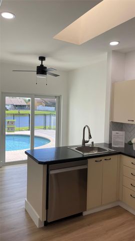 6425 96th Pl, Boynton Beach, FL 33437