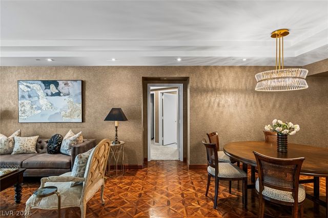 2877 Paradise Road 504, Las Vegas, NV 89109