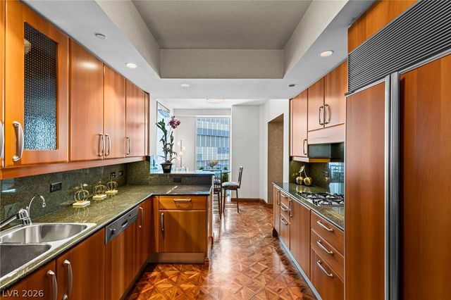 2877 Paradise Road 504, Las Vegas, NV 89109