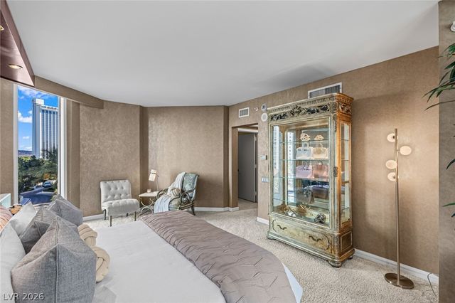 2877 Paradise Road 504, Las Vegas, NV 89109