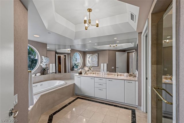 2877 Paradise Road 504, Las Vegas, NV 89109