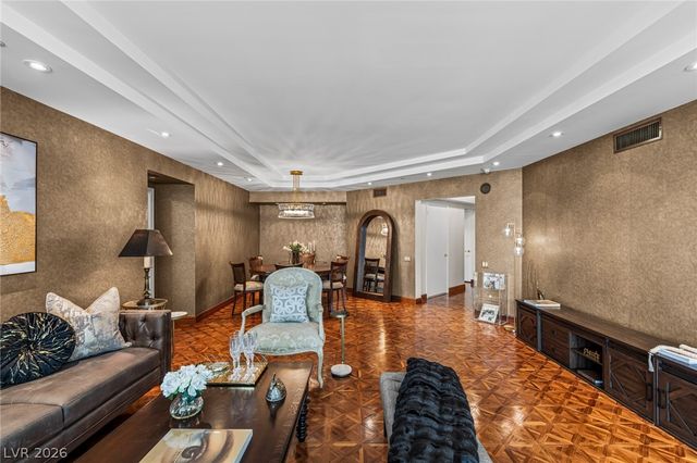 2877 Paradise Road 504, Las Vegas, NV 89109