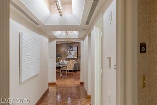 2877 Paradise Road 504, Las Vegas, NV 89109