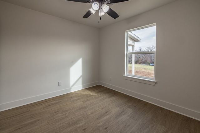 312 Madison 8965, Huntsville, AR 72740