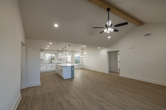 312 Madison 8965, Huntsville, AR 72740