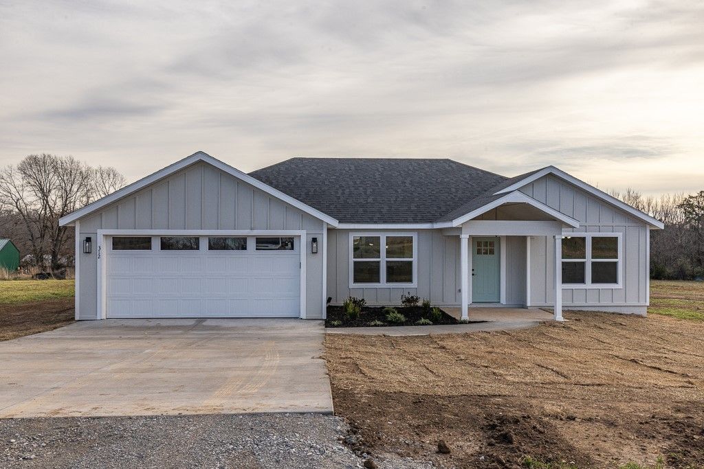 312 Madison 8965, Huntsville, AR 72740