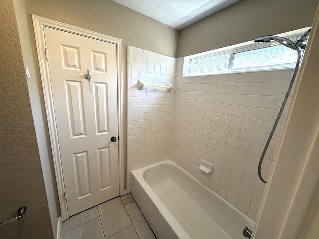 16827 Tortoise ST, Round Rock, TX 78664
