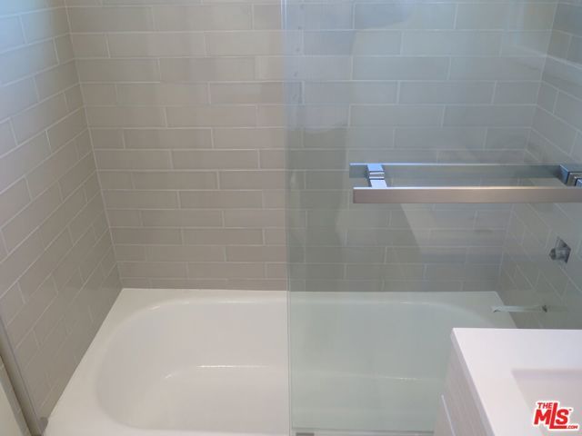 833 N KINGSLEY Drive 6, Los Angeles, CA 90029