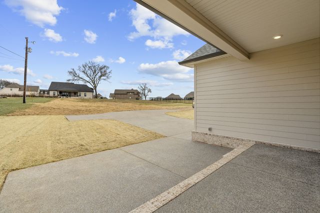 1125 Joe Martin Ln, Lebanon, TN 37087