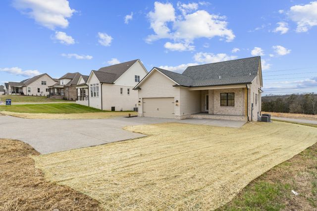 1125 Joe Martin Ln, Lebanon, TN 37087