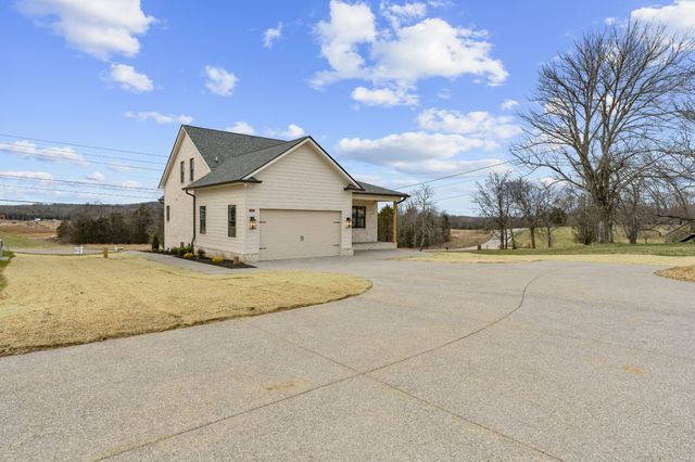 1125 Joe Martin Ln, Lebanon, TN 37087