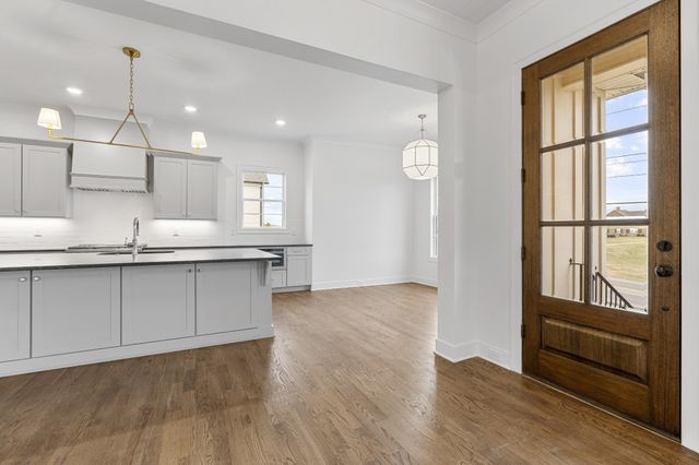 1125 Joe Martin Ln, Lebanon, TN 37087