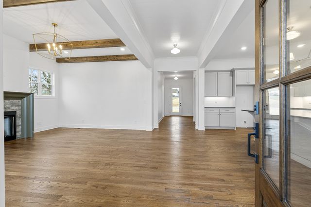 1125 Joe Martin Ln, Lebanon, TN 37087