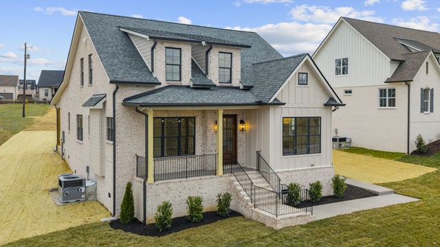 1125 Joe Martin Ln, Lebanon, TN 37087