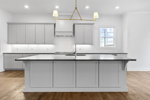 1125 Joe Martin Ln, Lebanon, TN 37087