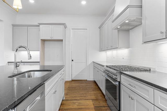 1125 Joe Martin Ln, Lebanon, TN 37087