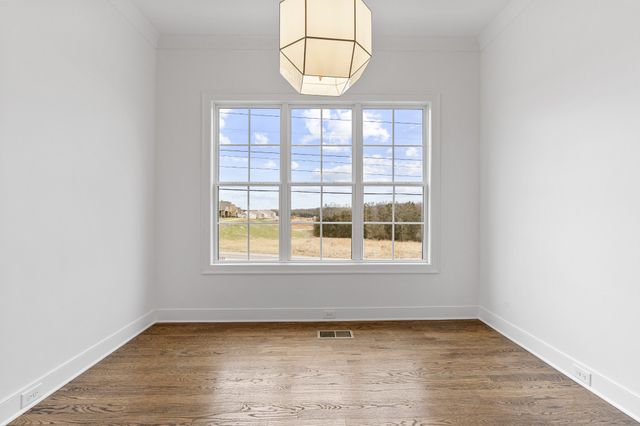 1125 Joe Martin Ln, Lebanon, TN 37087