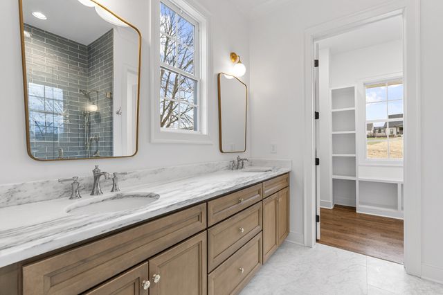 1125 Joe Martin Ln, Lebanon, TN 37087