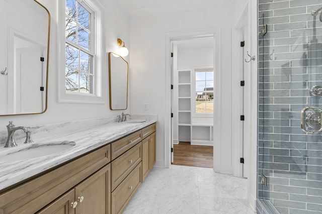 1125 Joe Martin Ln, Lebanon, TN 37087