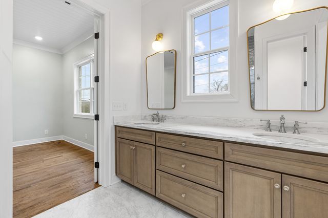 1125 Joe Martin Ln, Lebanon, TN 37087