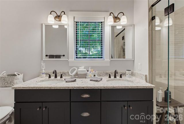 561 Harbor Ridge Drive, Tuckasegee, NC 28783