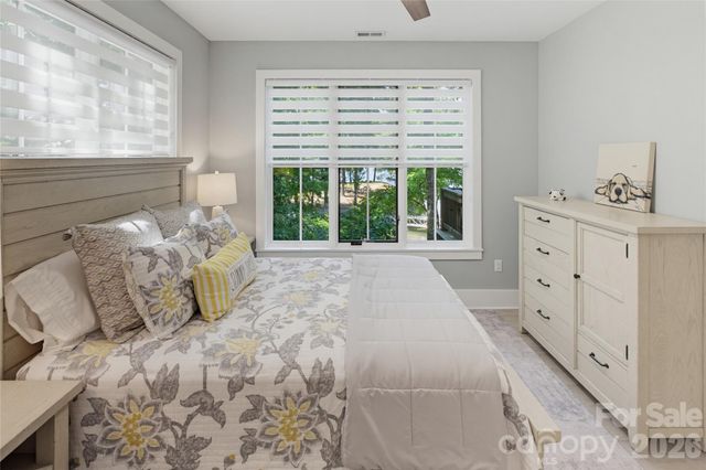 561 Harbor Ridge Drive, Tuckasegee, NC 28783