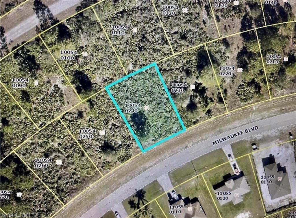 1161 Milwaukee BLVD, LEHIGH ACRES, FL 33974 — exterior