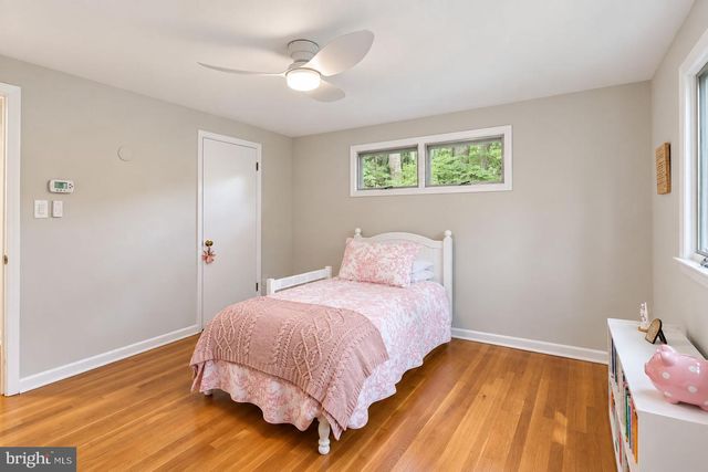 3733 30TH RD N, Arlington, VA 22207