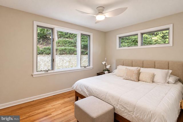 3733 30TH RD N, Arlington, VA 22207
