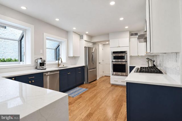 3733 30TH RD N, Arlington, VA 22207