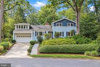 3733 30TH RD N, Arlington, VA 22207