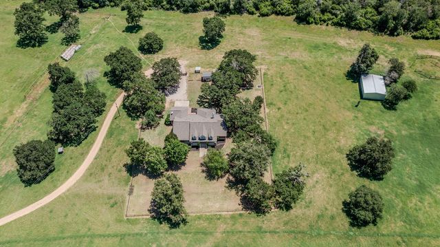 2140 County Road 305, Rockdale, TX 76567
