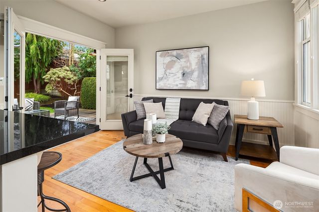 1519 Grand Avenue, Everett, WA 98201