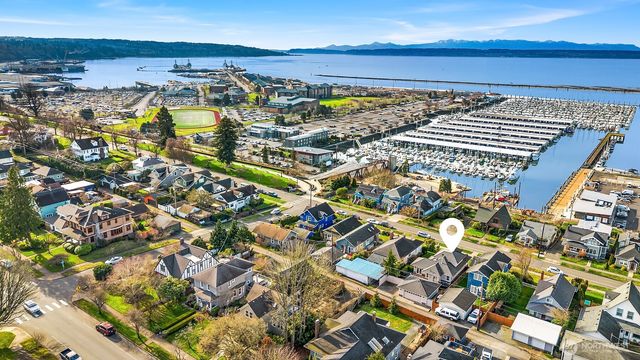 1519 Grand Avenue, Everett, WA 98201