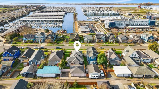 1519 Grand Avenue, Everett, WA 98201