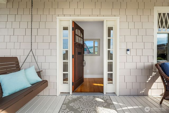 1519 Grand Avenue, Everett, WA 98201