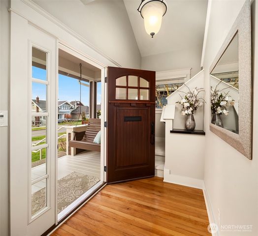 1519 Grand Avenue, Everett, WA 98201