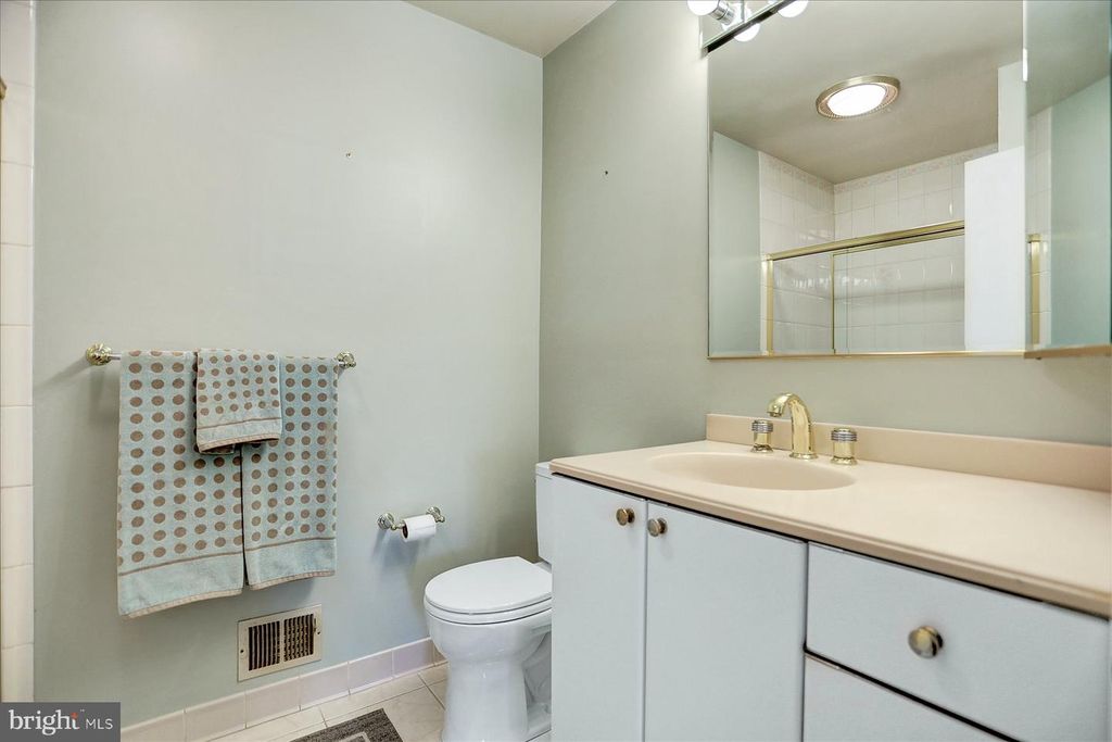 Image 19 of property listing at 401 SASSAFRAS CT, Bel Air, MD 21015