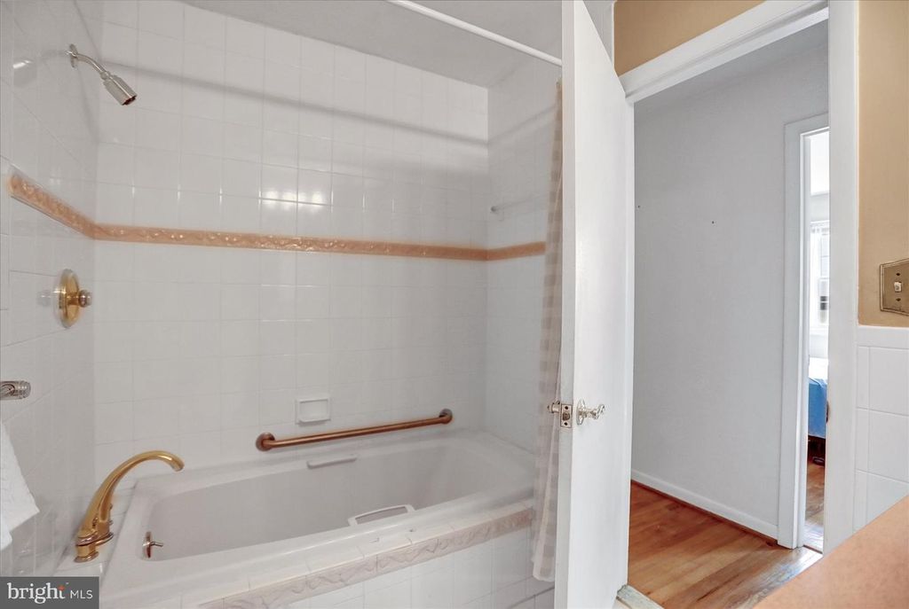 Image 24 of property listing at 401 SASSAFRAS CT, Bel Air, MD 21015
