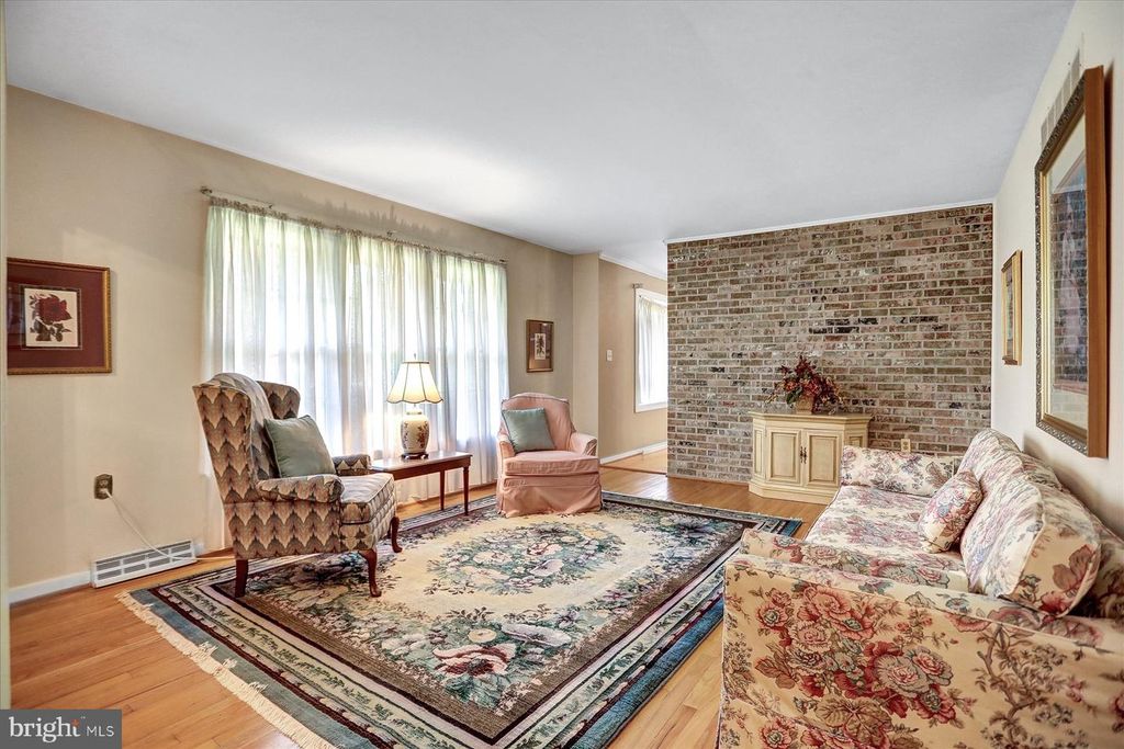 Image 2 of property listing at 401 SASSAFRAS CT, Bel Air, MD 21015