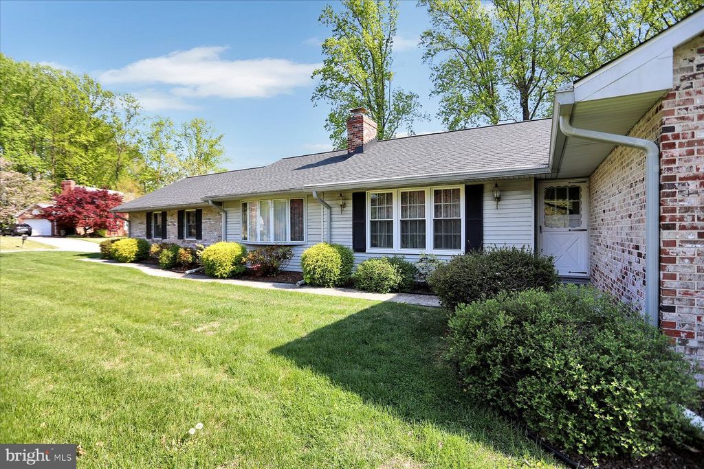 Image 40 of property listing at 401 SASSAFRAS CT, Bel Air, MD 21015